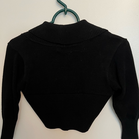 Zummer Shrug Sweater - Picture 2 of 6